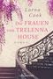 „Lorna Cook: Die Frauen von Trelenna House - Roman“. Eine elegante Treppe mit blühenden lila Blumen.