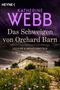 „Katherine Webb, Das Schweigen von Orchard Barn, Lockyer & Broad ermitteln“. Alte Villa, Blumenwiese, dramatischer Himmel., Buch