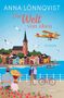 „Die Welt von oben“ ist ein romantisches Cover mit bunten Häusern, einem Flugzeug und Paaren am Wasser., Buch
