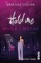 "Hold me while I break" von Vanessa Golnik. Illustration einer Frau in der Stadt, PIPER links, between the pages unten., Buch