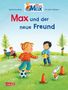 "Max und der neue Freund" zeigt Kinder, die im Park spielen. Ein Junge kickt einen Ball, ein anderer hält einen Ball., Buch