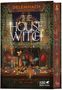 "The House Witch", oben. "Der Spion des Königs" unten. Ein opulenter Tisch mit Speisen, einer Katze, Kerzen und Pflanzen., Buch