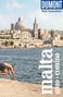 Texte: "malta gozo comino", "DUMONT Reise-Taschenbuch". Ein Mann springt ins Meer, im Hintergrund historische Gebäude., Buch