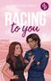 Text: "BETTINA KIRALY, RACING to you." Illustration: Eine Frau und ein Mann stehen vor einer Rennstrecke., Buch