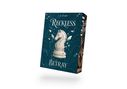 Text: "Reckless Betray". Dunkelblaues Cover mit Schachfigur als Schachpferd und Verzierungen., Buch