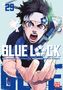 „29 BLUE LOCK“ Illustration mit entschlossenem, schreiendem Charakter in Sportkleidung. Dynamische Pose und intensiver Ausdruck., Buch