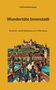 "Wundertüte Innenstadt," Einkaufs- und Erlebnistouren in Würzburg. Illustration: Menschen spazieren über Brücke mit Einkaufstaschen., Buch