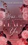 „CHLOE JACKSON. Make Me Hate You. BENEDICT & CONNOR. GAY ROMANCE.“ Hintergrund aus rosa Blumen und Blättern., Buch