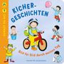 „Kicher-Geschichten“ oben, „Bild für Bild durch meinen Tag“ unten. Kind auf Laufrad, bunte Szenen, fröhliche Stimmung., Buch