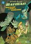 "BATMAN ACTION: GEISTERJAGD IM SUMPF DES SCHRECKENS." Batman schwingt durch einen Sumpf, Shaggy und Scooby-Doo schauen zu.