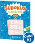 "SUDOKUS FÜR CLEVERE KIDS" mit bunter Grafik. Sudoku-Tabelle, Pokal mit "9+", grüner Stift, Hintergrund mit Zahlen und Sternen., Buch