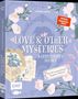 "LOVE & OTHER MYSTERIES: A Gentleman’s Secret", lila Buchcover mit Blüten und einem Umschlag., Buch