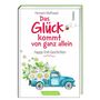 "Das Glück kommt von ganz allein" in roter Schrift, darunter ein blaues Auto mit weißen Blumen. Autor: Hermann Multhaupt., Buch