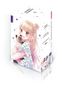 Boxset „AUFGEWECKT MIT EINEM KUSS“. Illustration: Mädchen mit blonden Haaren, hält eine Katze, umgeben von Sternen., Buch