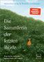 "Die Sammlerin der letzten Worte" von Aljoscha Long & Ronald Schweppe. Frau im orangen Kleid auf einer Blumenwiese., Buch