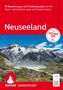 "Neuseeland. 81 Wanderungen und Trekkingrouten. ROTHER WANDERFÜHRER." Schneebedeckte Berge und ein See darunter., 192 Bücher