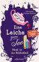 „Eine Leiche zum Tee: Mord in der Bibliothek“ ist der Titel. Es zeigt eine rosafarbene Teekanne und Bücher., Buch