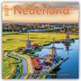 Text: „2027 Nederland. 18 Month Calendar, Kalender, Calendrier, Calendriero“. Sicht auf Windmühlen in einer grünen Landschaft., Kalender