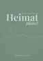 "Ich bin mein Zuhause! Heimat planet. Jessica Keller." Grüner Hintergrund mit Linien, die einen Planeten und Wellen darstellen.