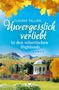 Text: "CLAUDIA TALLIAN Unvergesslich verliebt in den schottischen Highlands ROMAN."  
Eine herbstliche Landschaft mit Pavillon., Buch