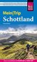 Text: "Mein|Trip Schottland", "Doreen Reeck", "In prähistorische Wohnzimmer gucken | Wikinger-Runen entziffern | Puffins, Wale & Delfine spotten | Schottischen Jugendstil entdecken". Unten: "Besser zurechtfinden mit FALTPLAN und WEB-APP". Logo: "Reise Know-How". Darunter: Eine Person wandert durch eine hügelige Landschaft mit grünen Wiesen und Bergen., Buch