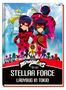 "STELLAR FORCE LADYBUG IN TOKIO." Zwei Figuren in roten Anzügen, umgeben von bunt gekleideten Helden unter blauem Himmel.