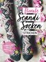 Niina Laitinen: Florale Scandi-Socken stricken, Buch