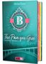Text: “The Pain you Give. BLUEWELL UNIVERSITY.” Oben “Martina Riemer.” Großes “B” im Logo-Stil. Hintergrundwälder, Brücke., Buch