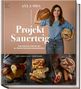 "Projekt Sauerteig. Vom ersten Starter bis zu perfekten Backergebnissen." Frau mit zwei Broten, darunter Brotauswahl., Buch