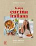 "Serena Loddo, la mia cucina italiana. Einfach italienisch. Einfach buonissimo. Frau mit Salatschüssel, Tomaten.", Buch