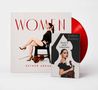 "WOMEN" und "Musik ist (auch) Frauensache" von Esther Abrami; daneben roter Vinyl und Fotos von ihr mit Geige., 2 Bücher