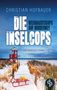Text: „Christian Hofbauer - Die Inselcops: Weihnachtscops auf Norderney - Ein Nordsee-Krimi.“ Schneebedeckter Strand mit Schlitten., Buch