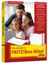 Eine Familie lächelt zusammen. "Die ultimative FRITZ!Box-Bibel". "8. aktualisierte Auflage". Zwei FRITZ!Box-Geräte sind abgebildet.