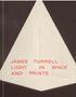 Text: "JAMES TURRELL LIGHT IN SPACE AND PRINTS". Abstrakte Illustration mit geometrischen Formen in Beige und Dunkelbraun., Buch