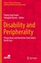 „Disability and Peripherality“ steht groß in Gelb auf rotem Hintergrund, umgeben von schematischen Gesichtern., Buch