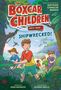 "The Boxcar Children: Shipwrecked!" Graphic Novel. Kinder laufen durch einen dichten Dschungel nahe einem Strand.