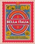 "BELLA ITALIA" in großen weißen Buchstaben in einem dekorativen, bunten Design mit italienischen Symbolen und Ornamenten.