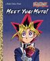 "Meet Yugi Muto!" Yu-Gi-Oh! Yugi, in einer Illustration, trägt ein blaues Outfit, rotes und gelbes Haar und hält ein Puzzle., Buch