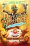 "The Dragon's Apprentice", "The New Dragon Mage", James Riley. Kind in rotem Shirt auf Bett mit Drachen umgeben. Farbenfroh, fantasievoll., Buch