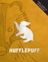 Text: "FINAL COVER TO BE REVEALED" und "HUFFLEPUFF". Illustration eines Dachses auf gelbem Hintergrund.