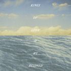KINGS OF LEON O MY BELOVED. Oben Himmel mit Wolken, unten blaues Meer, getrennt durch den Horizont. Illustration.
