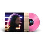 Ein Albumcover mit einem Profilbild einer Person vor bunten Lichtern, daneben eine pinke Schallplatte.