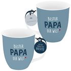 Zwei blaue Tassen mit Texten: "BESTER PAPA DER WELT" und Anhänger "DU BIST EINFACH DER BESTE". Herz-Symbol darunter.