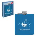 Text "Zaubertrank", blaue Flachmannverpackung mit Flasche, illustriert mit magischem Trankmotiv und Sternen.