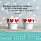 Zwei weiße Tassen mit roten Herzen auf einer Holzoberfläche, Kalender unten: Januar, Woche 1 beginnt am Freitag.