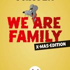 "FRAGEN WE ARE FAMILY X-MAS-EDITION" in großen Buchstaben. Illustrative Maus mit Schal. Gelber Hintergrund.