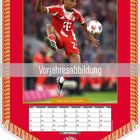 „Vorjahresabbildung“. Kalender für September. Spieler in rotem Trikot. FC Bayern München Emblem unten.