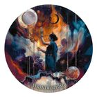 "10 VERANTWORTUNG" steht unten. Eine Person in antiker Kleidung erhebt die Hände, umgeben von kosmischen Elementen.