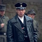 Texte: "Zeugen der Wahrheit", "Oliver Jackson-Cohen", "Jeremy Neumark Jones", "David Kross". Drei Männer, Motorrad, Wald.