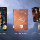 "Tarot Karten Set", "Begleitbuch", "78 Karten". Enthält kunstvolle Tarot-Bilder mit Charakteren in fantasievoller Kleidung.